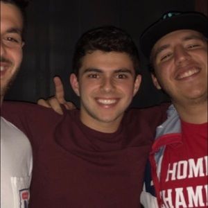 Meet your Posher, Sam